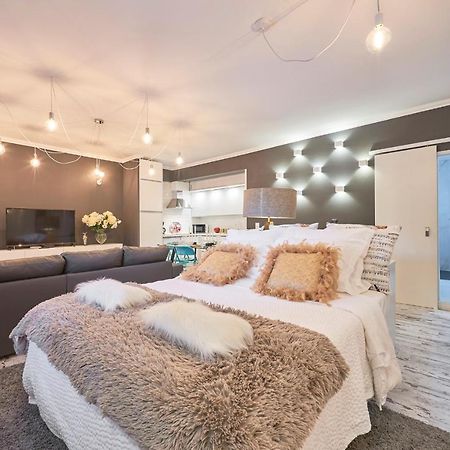 In Bed With Lisbon - Lux4You Taguspark Massama Экстерьер фото
